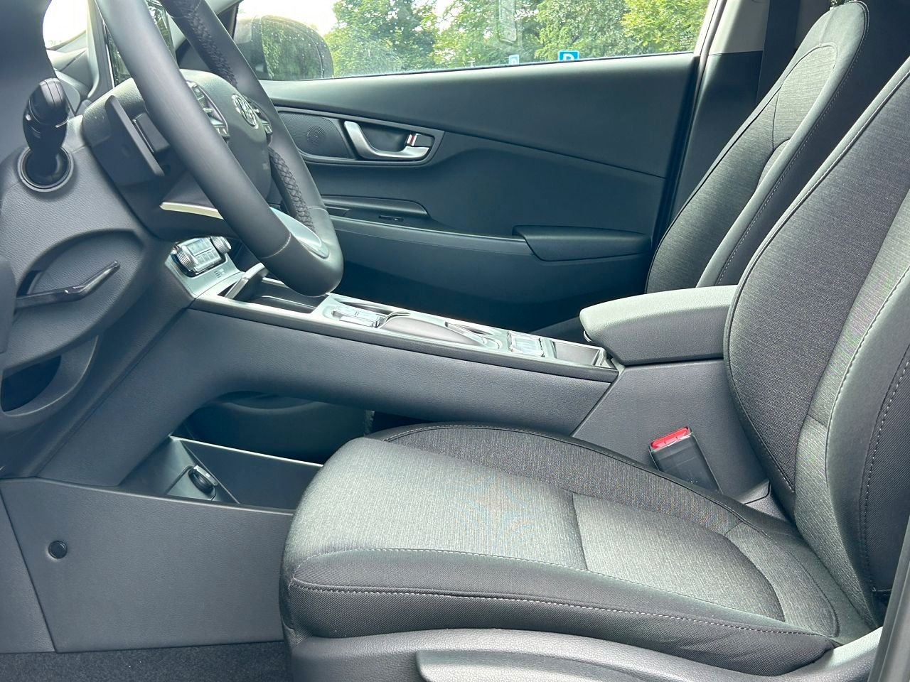 Fahrzeugabbildung Hyundai Kona EV Trend 150kW *NAVI*RFK*MIETKAUF*