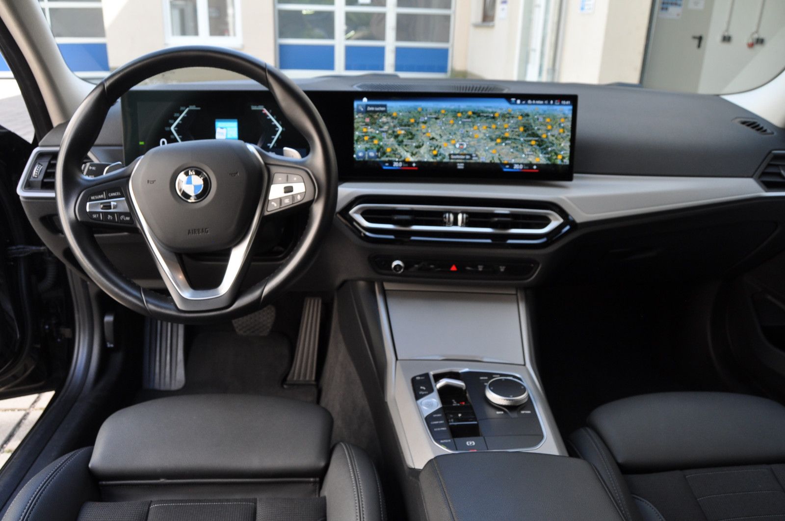 BMW 318i Touring LED Sportsitze HiFi Widescreen AHK foto 16