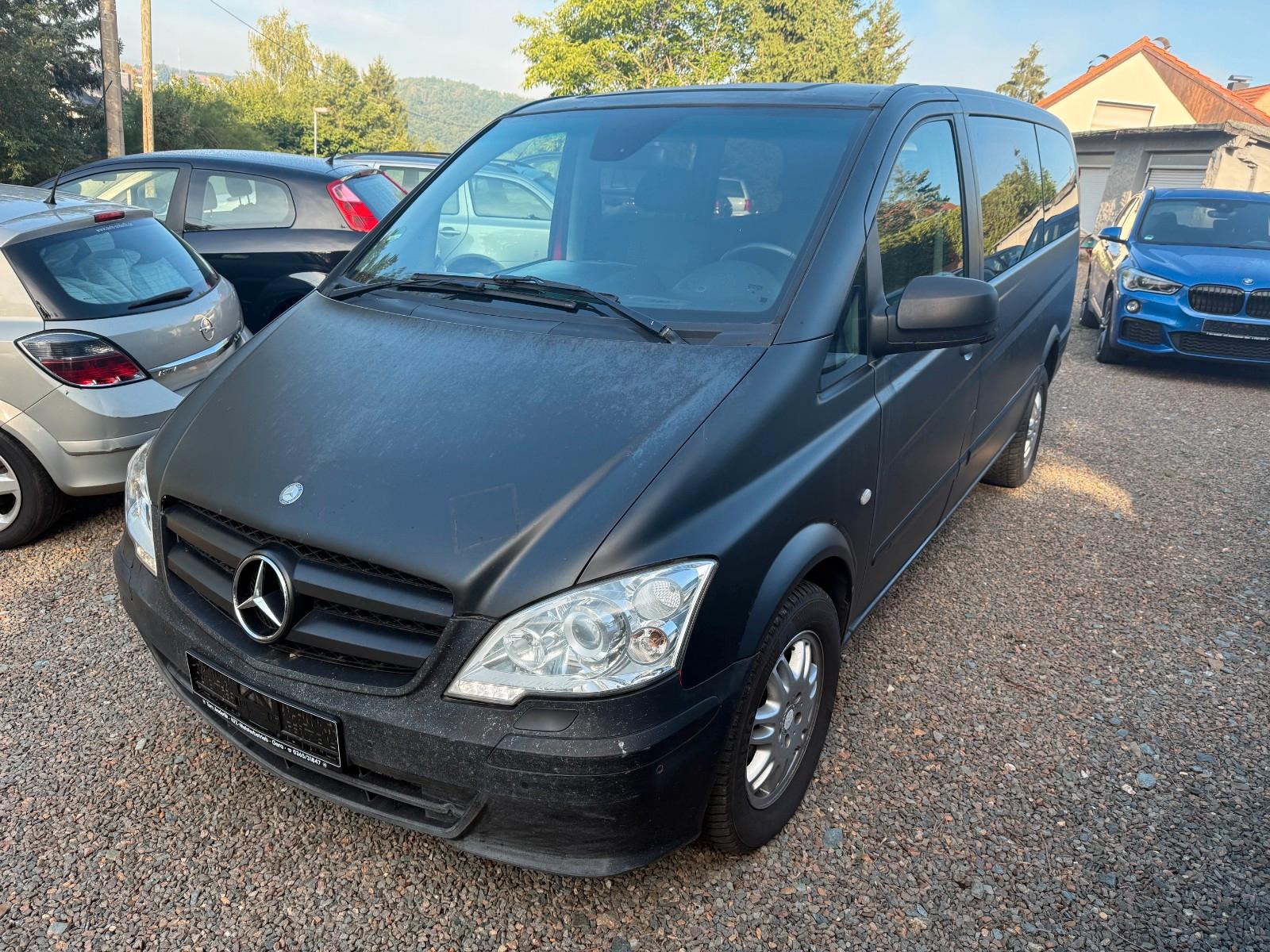 Mercedes-Benz Vito 8 Sitzer mit Flügeltüren hinten