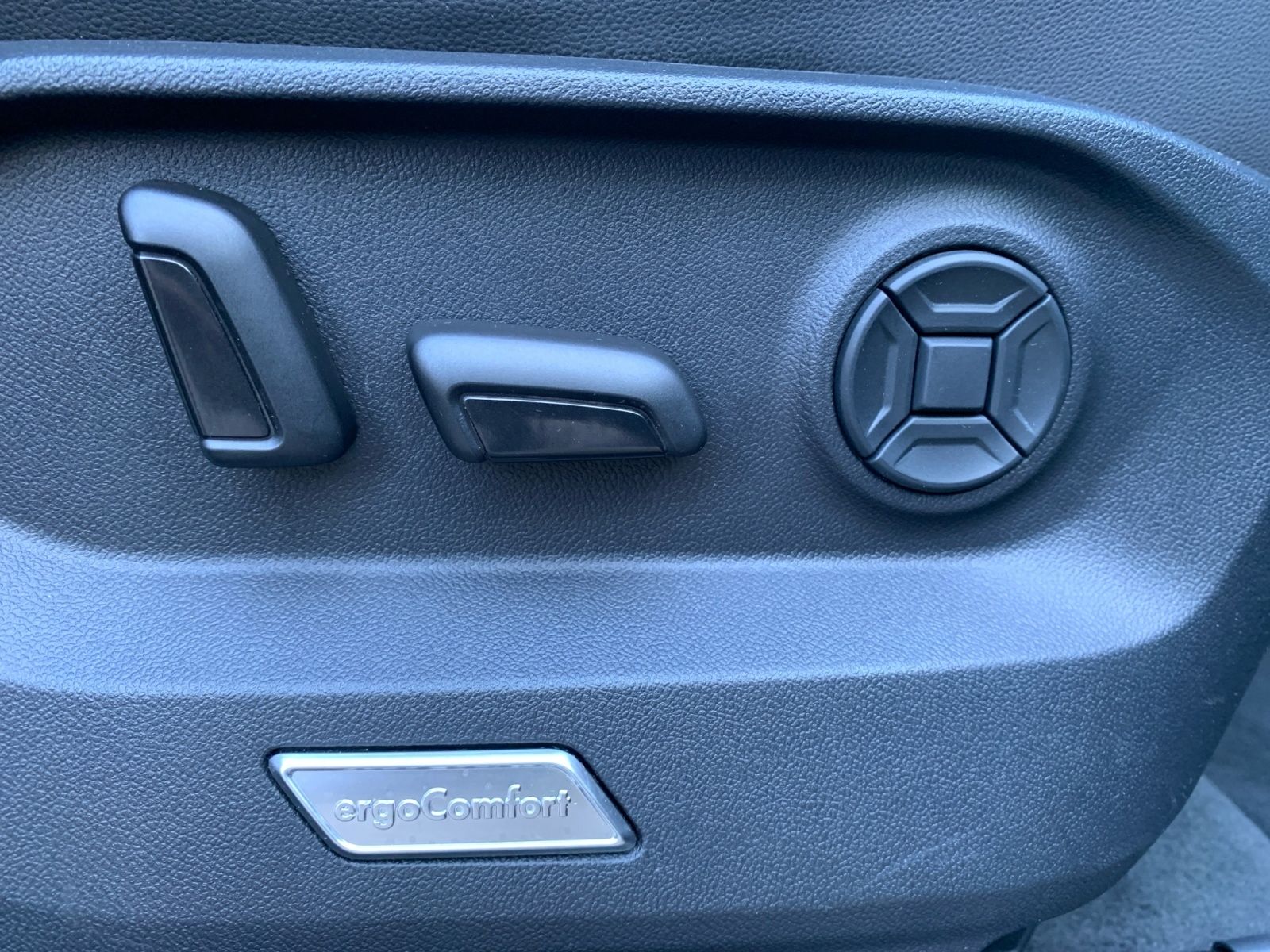 Volkswagen Touareg - Bild 23