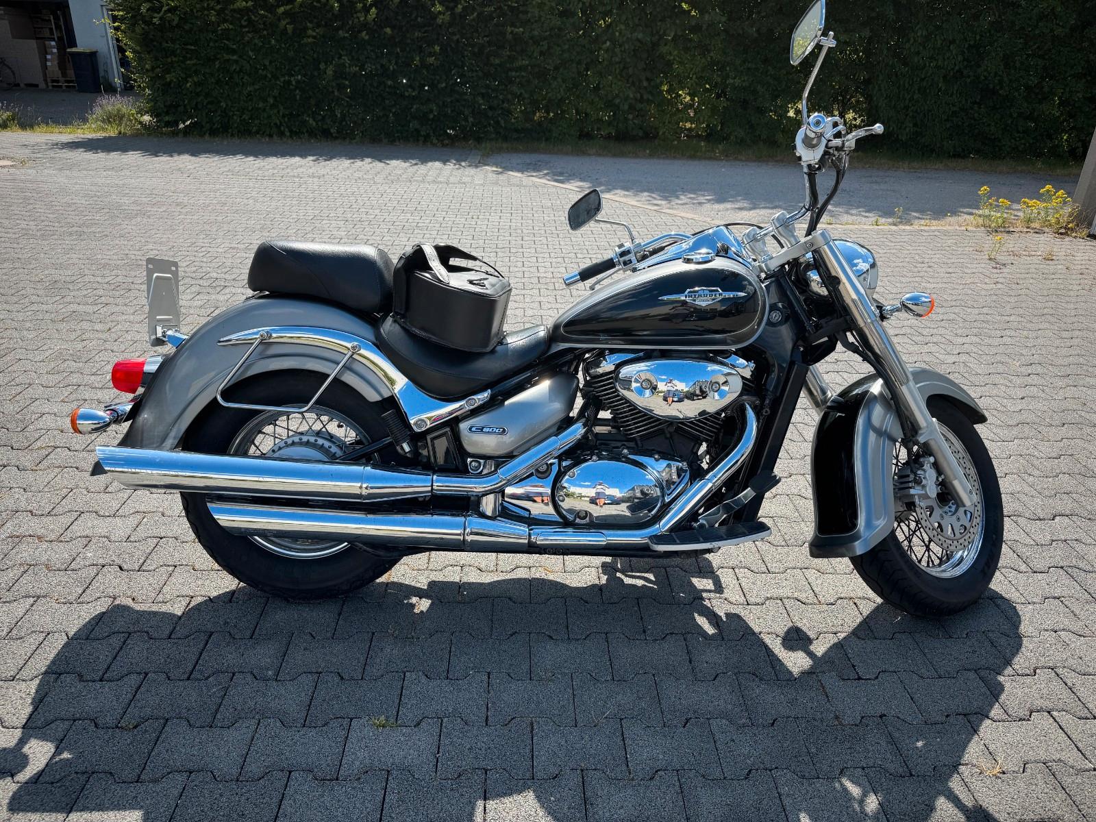 Suzuki C 800  VL800  Intruder Volusia