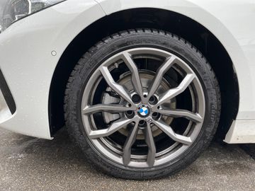 BMW 118d 5-Türer M Sport HiFi LED