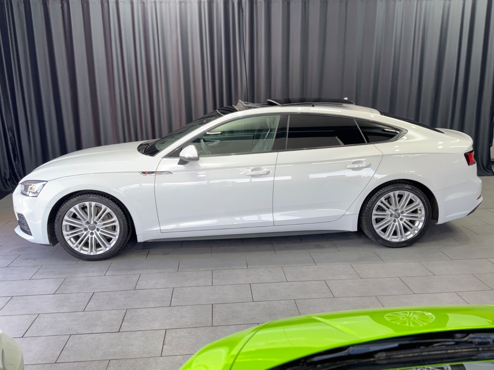 Fahrzeugabbildung Audi A5 Sportback quattro S-LINE|RS-SITZE|MASSAGE|B&O