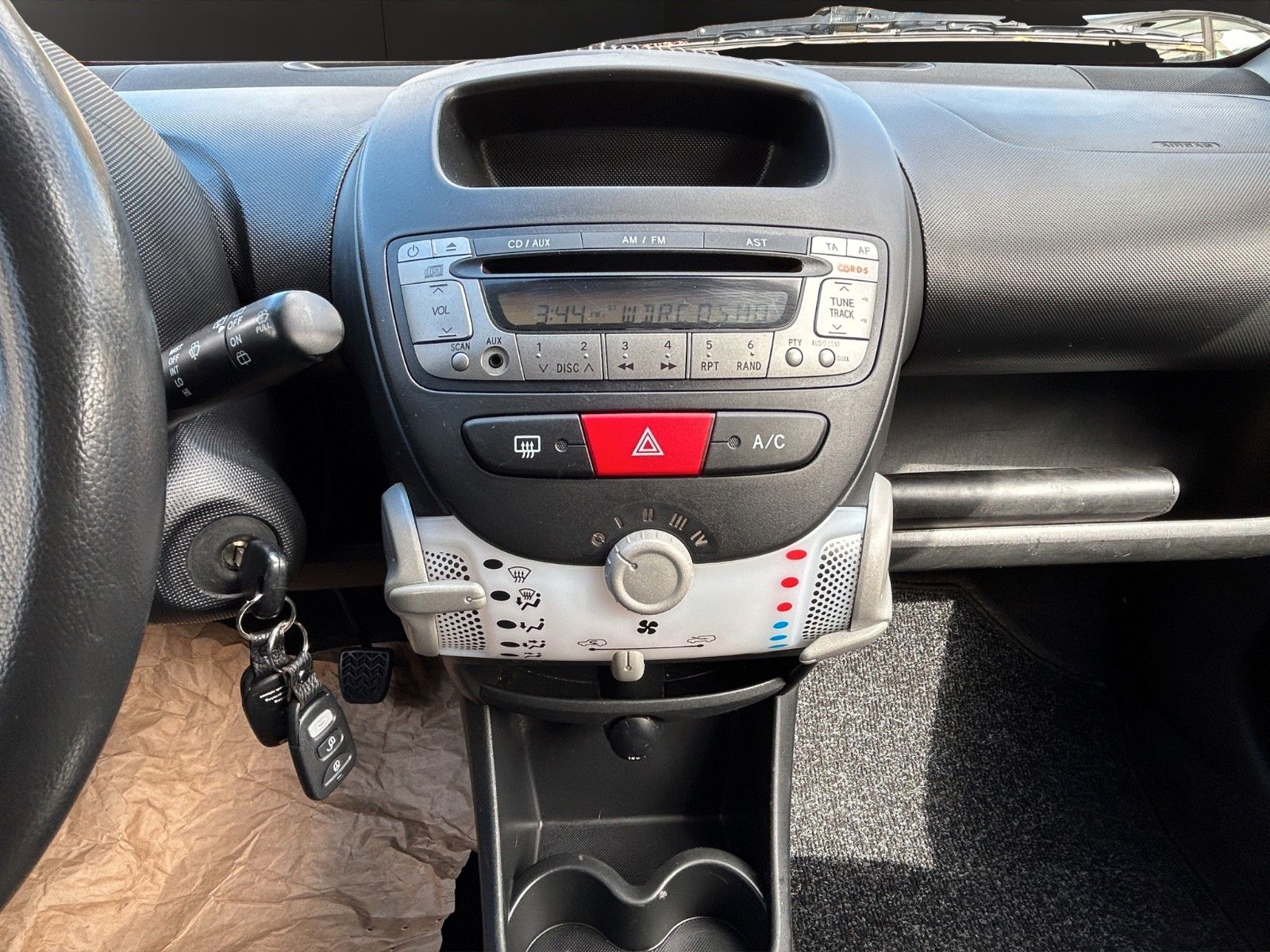 Fahrzeugabbildung Toyota Aygo AYGO Cool/Automatik/Klima/Tüv Neu !! /