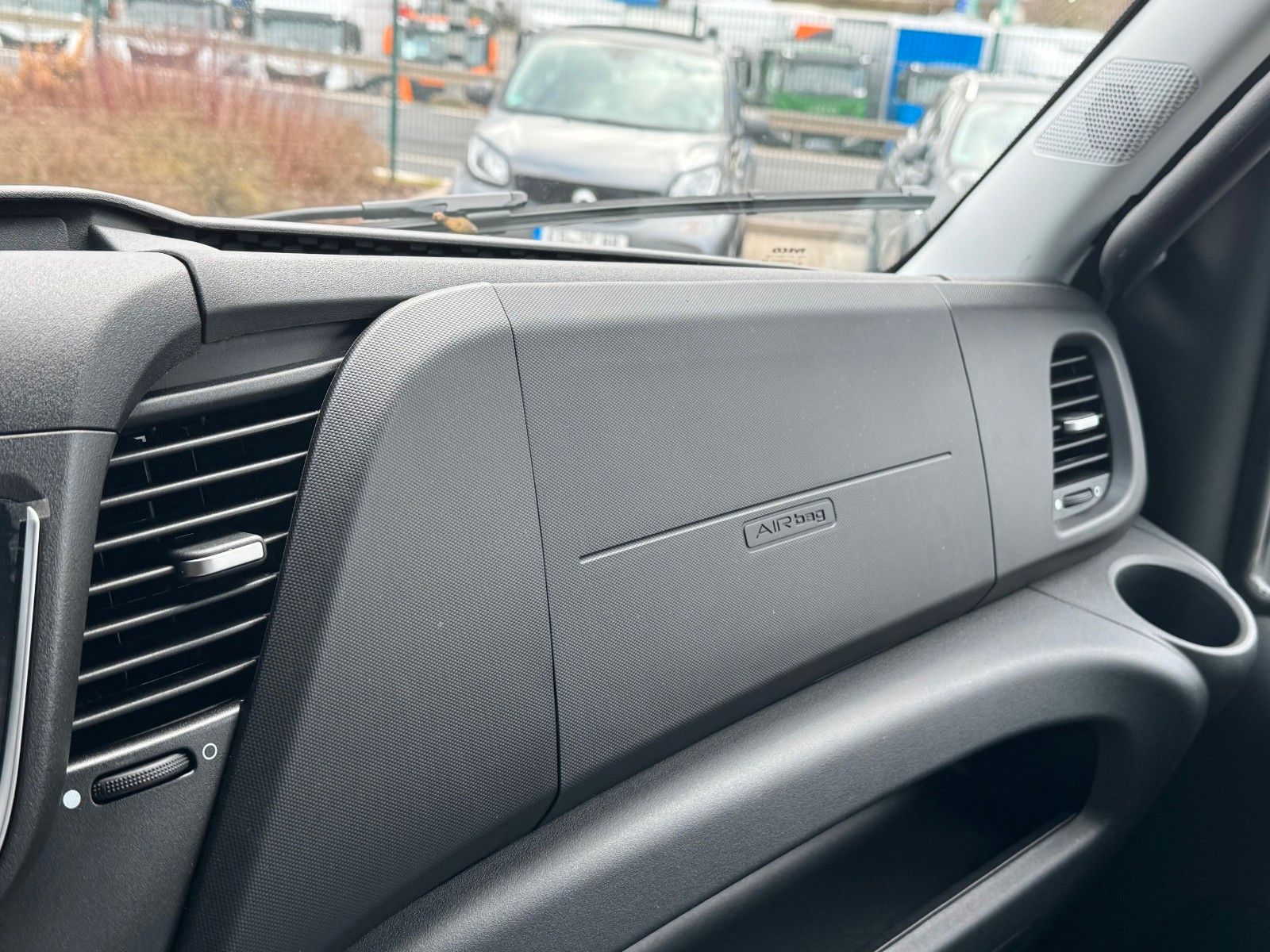 Fahrzeugabbildung Iveco Daily 35S16HA8/P Kühlkoffer