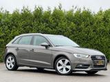 Audi A3 Sportback 1.6 TDI ambition°Keyless°Navi°LED° - Audi A3 mit Diesel-Antrieb: Limousine, 1.6
