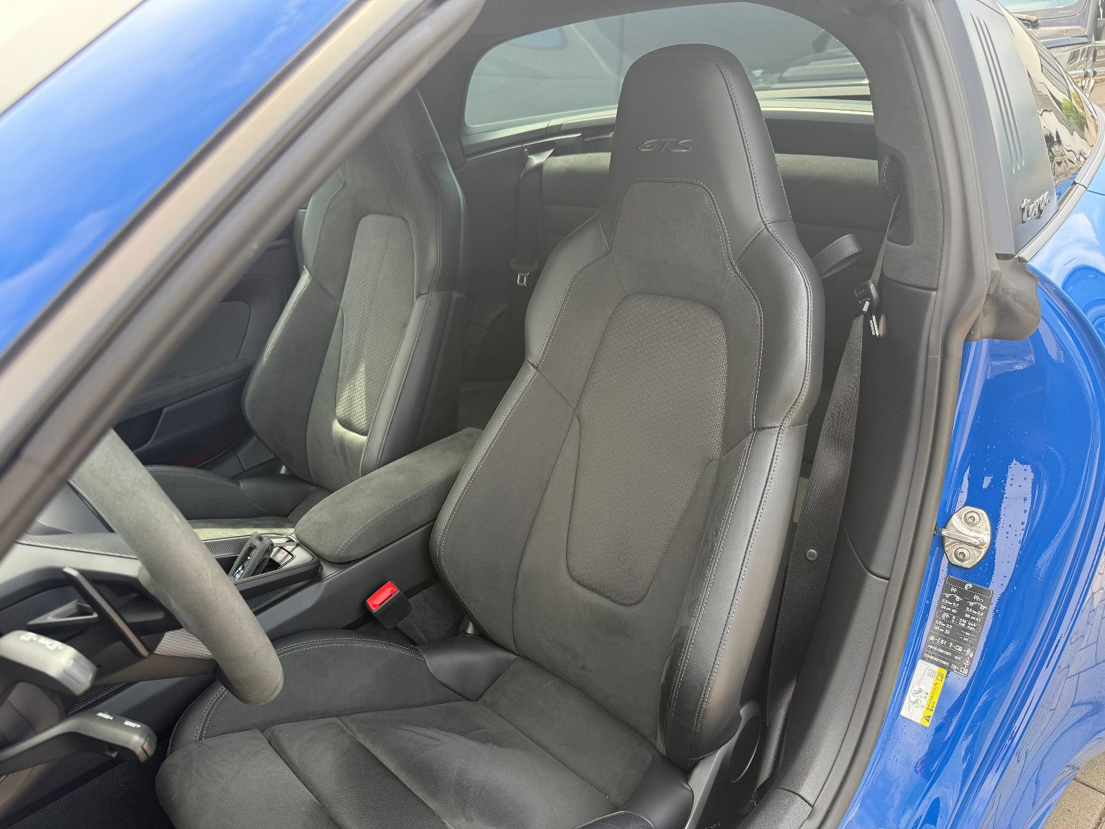 Fahrzeugabbildung Porsche 992.2/911 Targa 4 GTS-18Wege-Lift-BOSE-Steuer!
