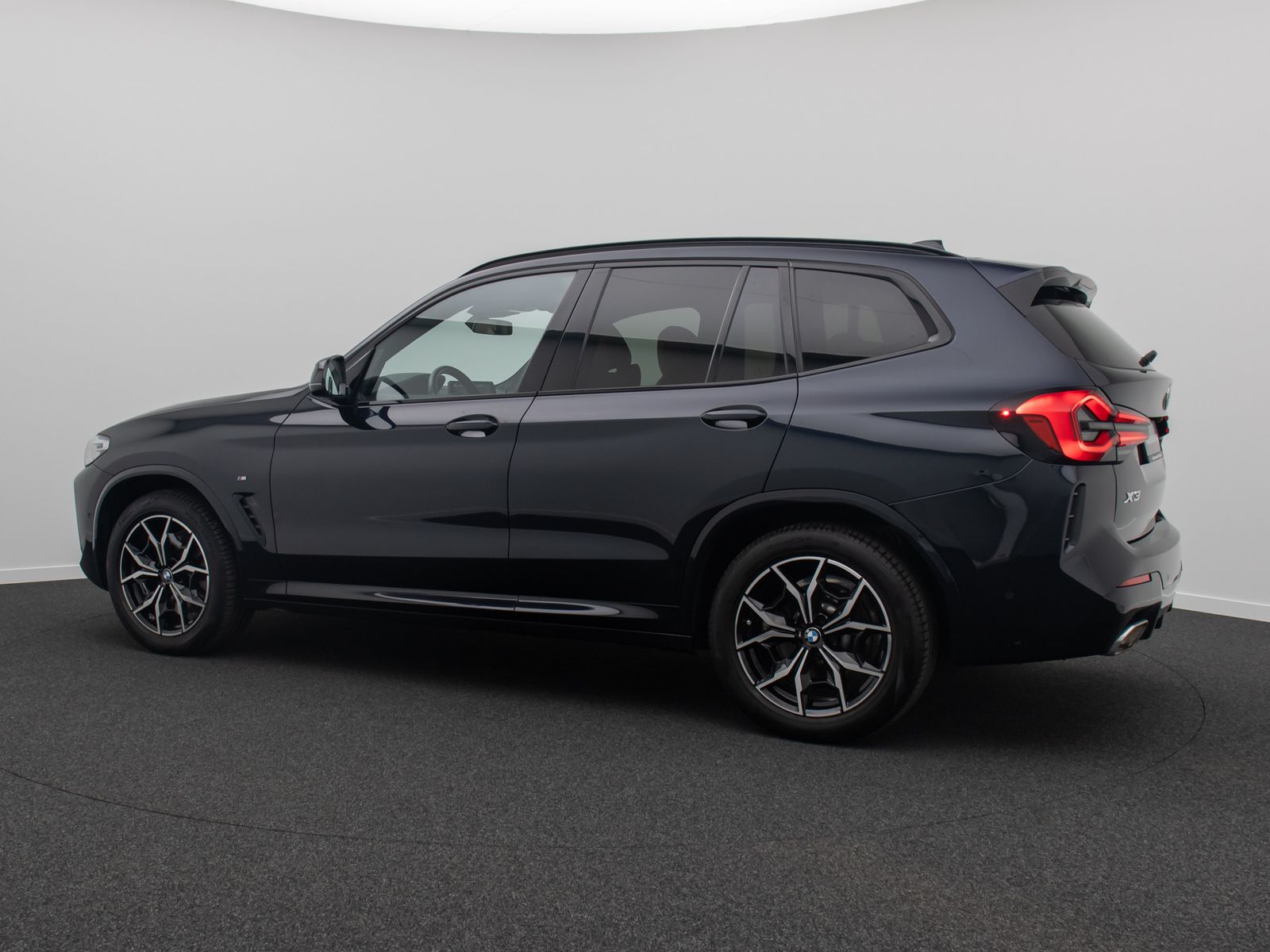 Fahrzeugabbildung BMW X3 xD20i M Sport HiFi Kamera DAB LED 19Zoll