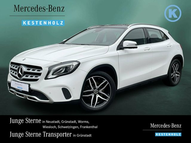 MERCEDES-BENZ GLA 250 4M URBAN+AHK+PANORAMA+360°+SHZ+BREMSASS