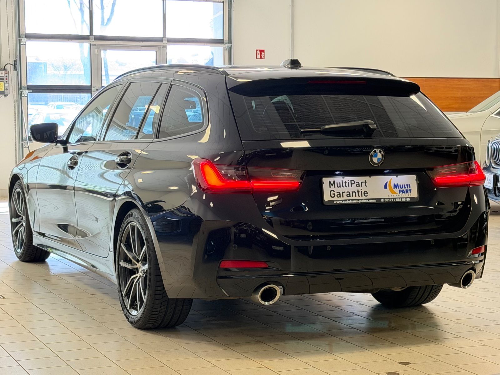 BMW 320d SAG/AHK/Stop&Go/SportSitz/M-Sport foto 2