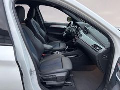 Fahrzeugabbildung BMW X1 20d xDrive M Sport NAVI KEYLESS HIFI 19'