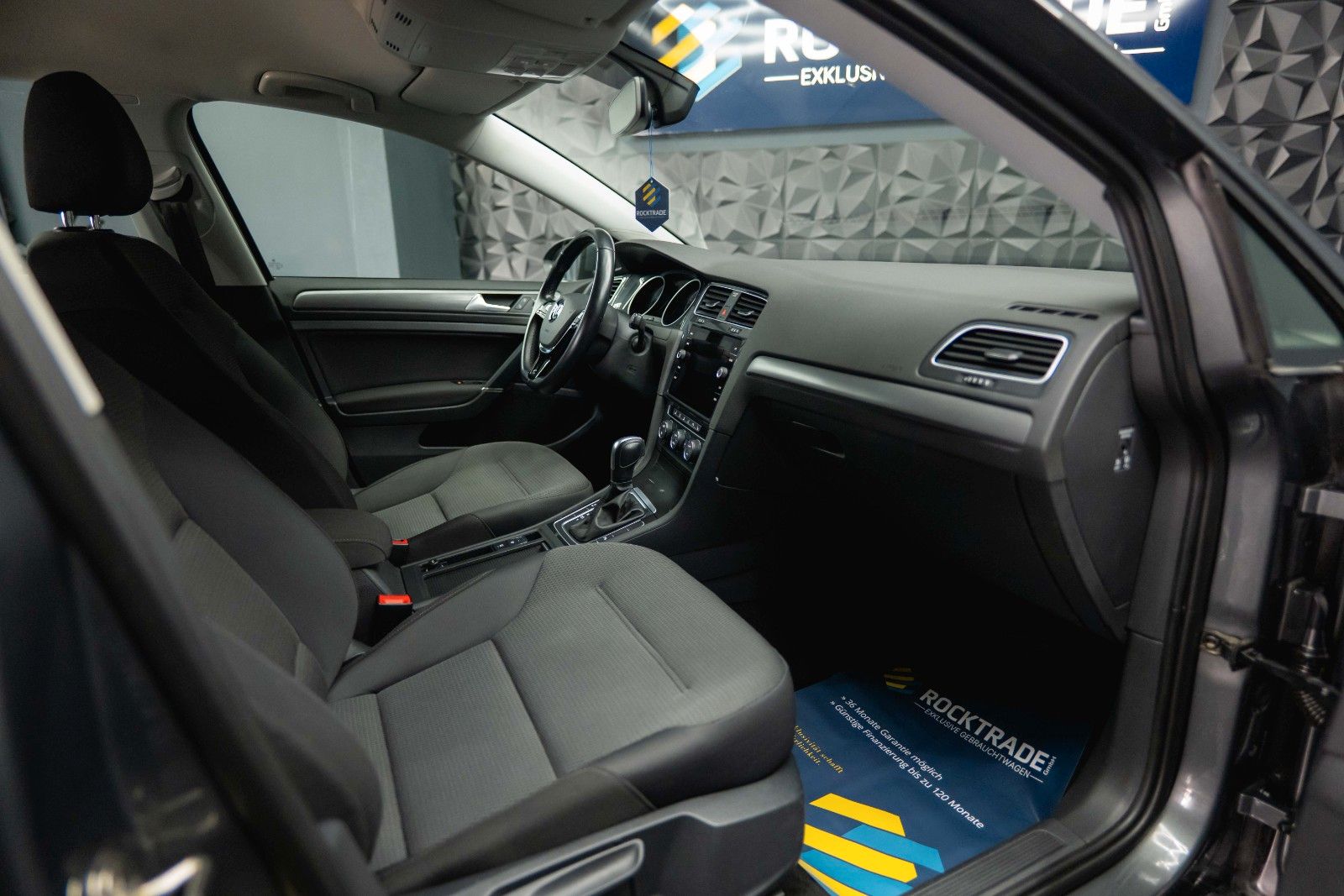 Fahrzeugabbildung Volkswagen Golf VII Variant Comfortline Autom. *ACC*LED*19%