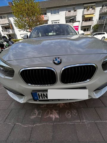 BMW BMW 118i Sport Line Automatik | Reifen fast neu