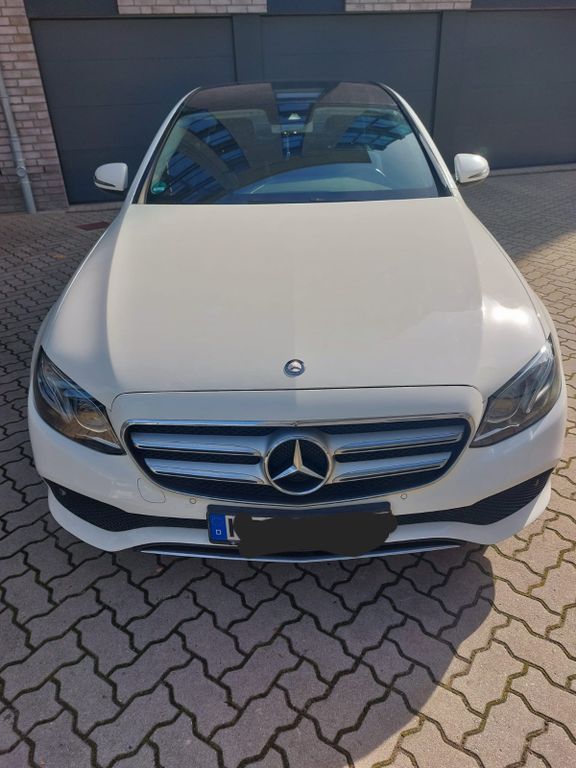 Image of Mercedes-Benz 200
