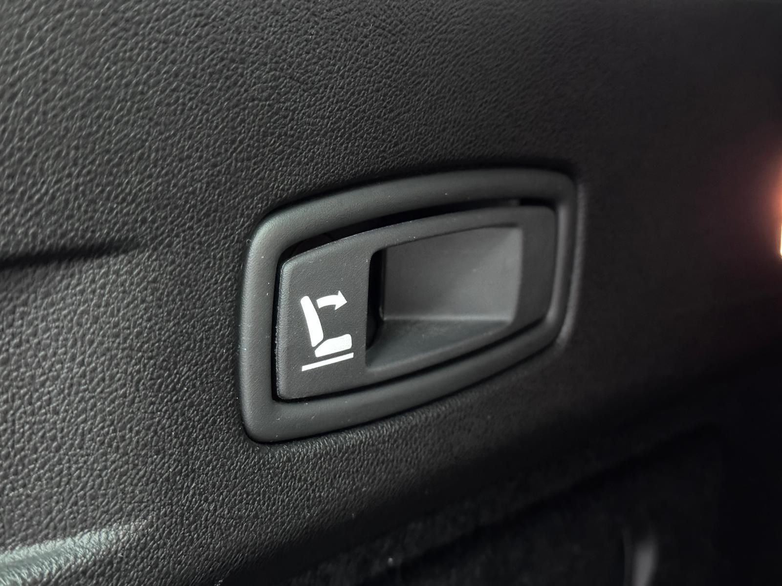 Fahrzeugabbildung Renault LIMITED BLUE dCi 200 EDC/ACC/BOSE/AHK/MASSAGE/DA