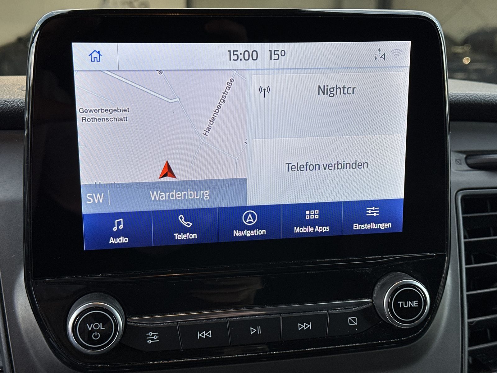 Fahrzeugabbildung Ford Transit Custom 300 L2H1 KAMERA+SHZ+PP+CARPLAY