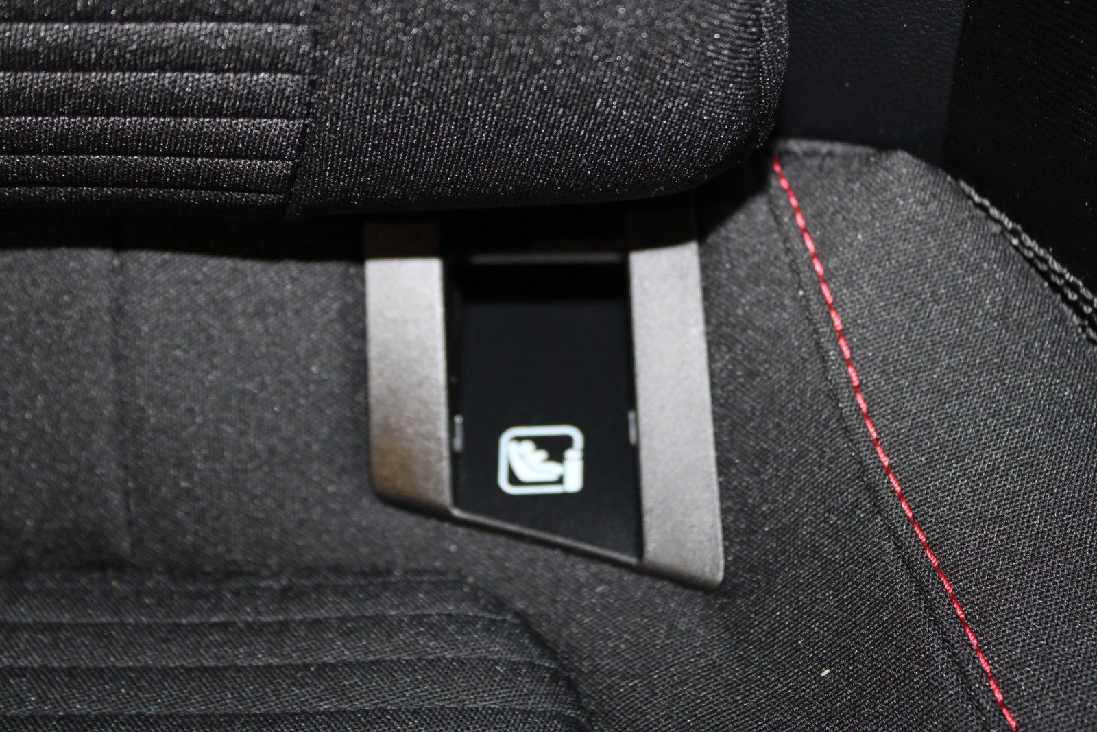 Fahrzeugabbildung Ford Focus ST-Line X Automatik PANODACH + 18 ZOLL