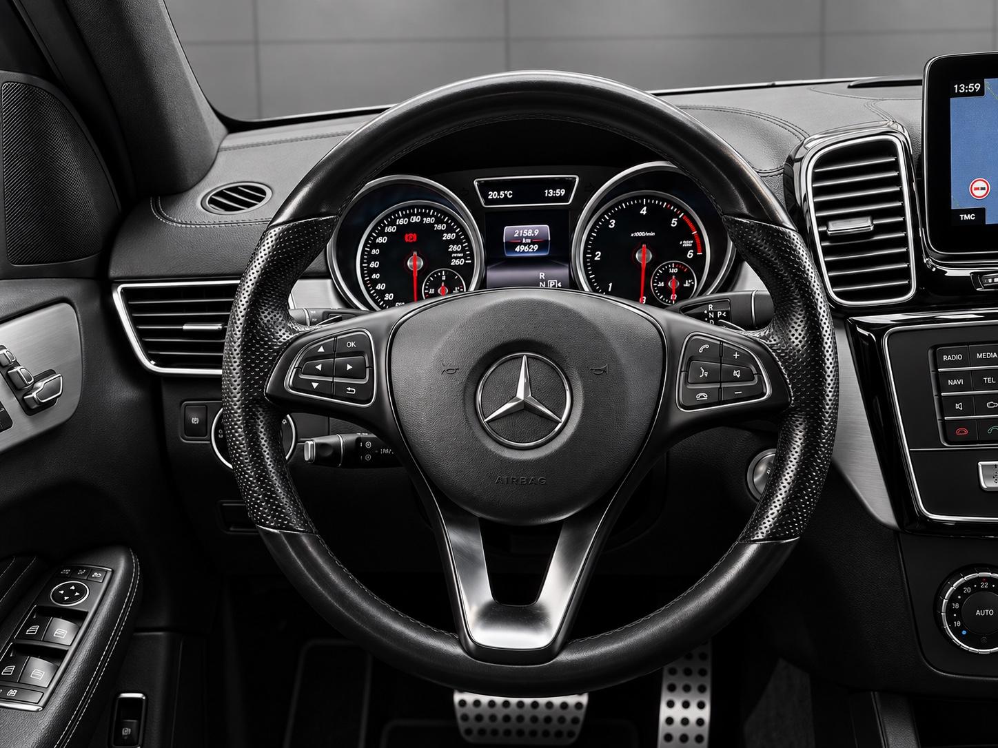 Mercedes-Benz GLE 350 4Matic*LED*LEDER*KAMERA*NAVI*TOTWIN*AHK*