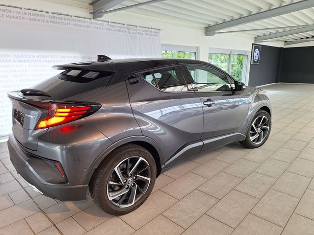 Toyota C-HR 2.0 Hybrid Style Selection