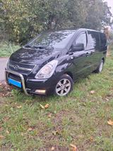 Hyundai H-1 Starex - Hyundai H-1 Starex: 8 Sitzer