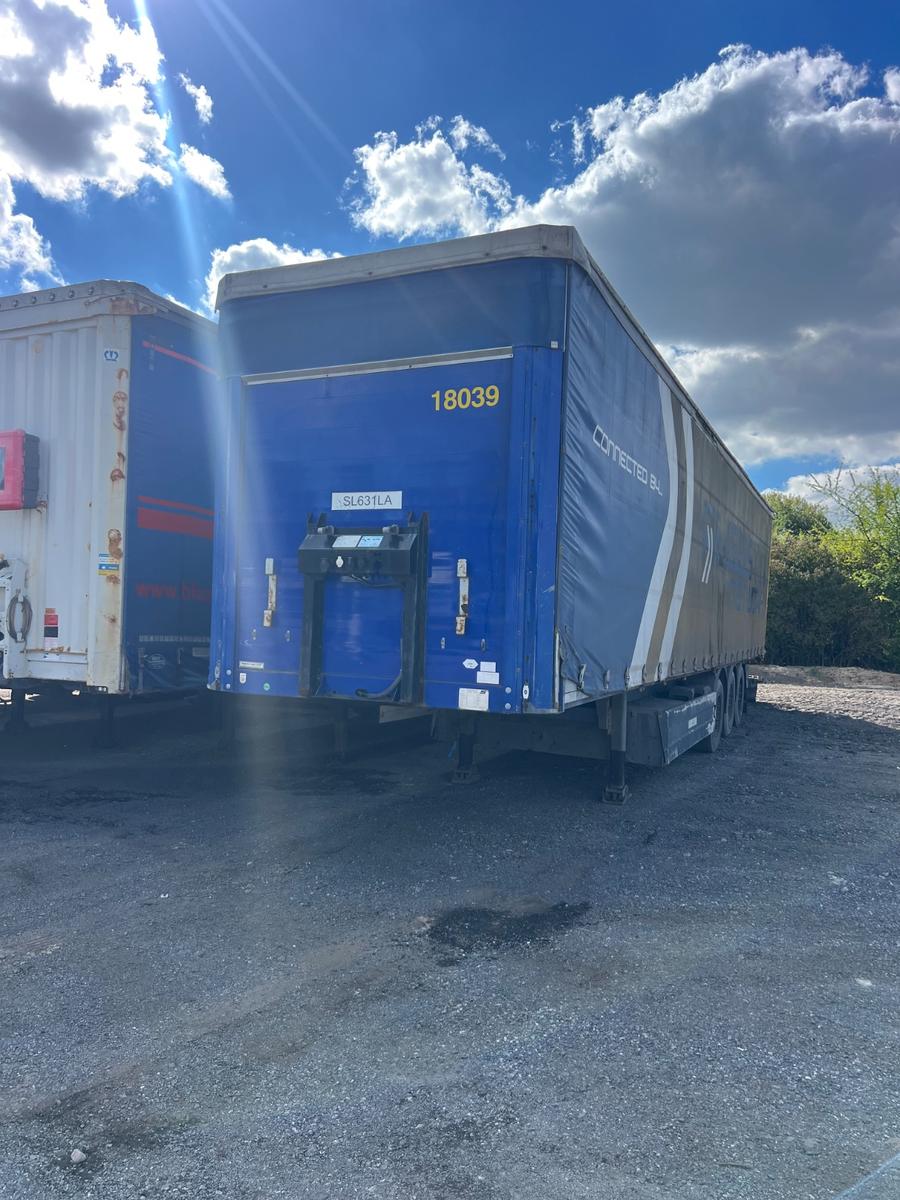 Schwarzmüller Standart Scania R450 burned inside all DOCUMENTS