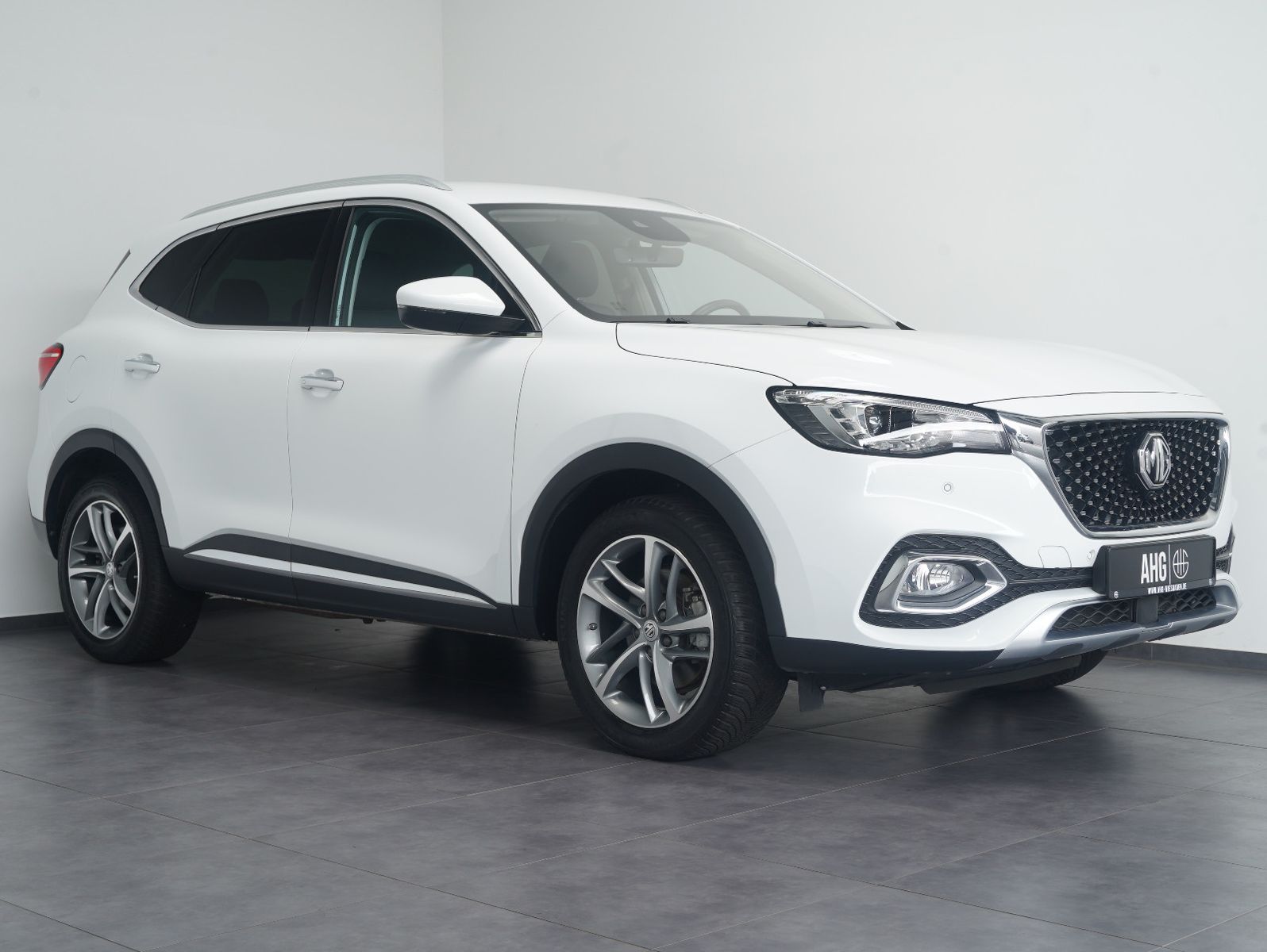 Fahrzeugabbildung MG EHS Hybrid Luxury PHEV LEDER/NAVI/ACC/BSM/KAMERA