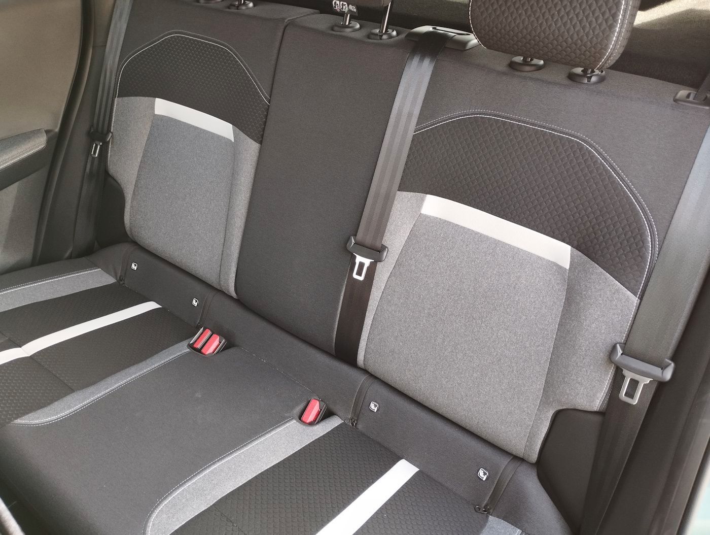 Fahrzeugabbildung Opel Frontera 1.2 GS DCT Kamera SHZ+LHZ LED