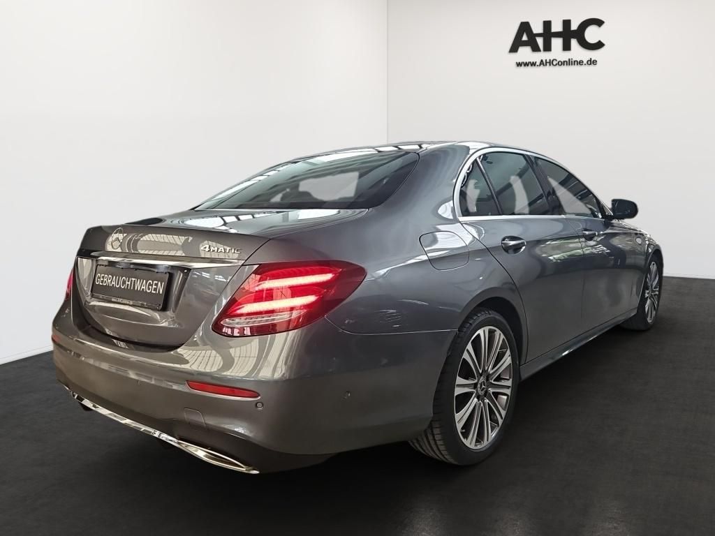 Fahrzeugabbildung Mercedes-Benz E 450 4M AMG Pano ACC Comand LED 360°