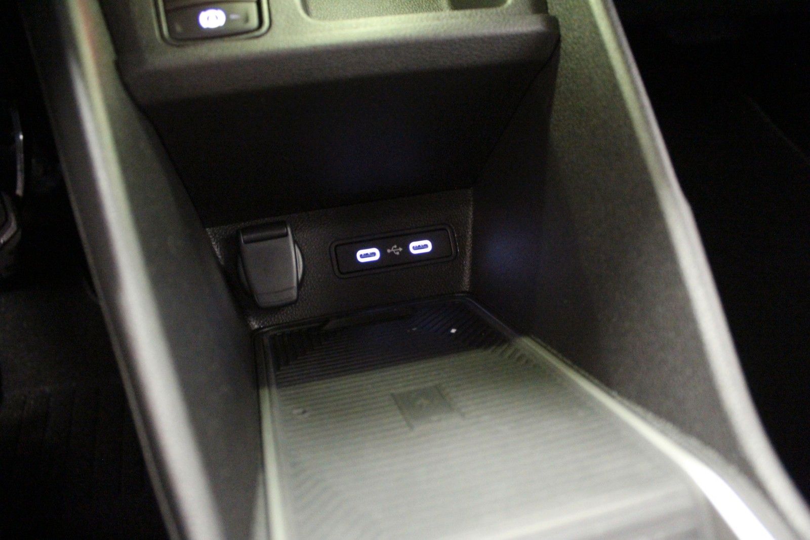 Fahrzeugabbildung Renault R 4 150 Comfort Range Techno*Winterpaket*