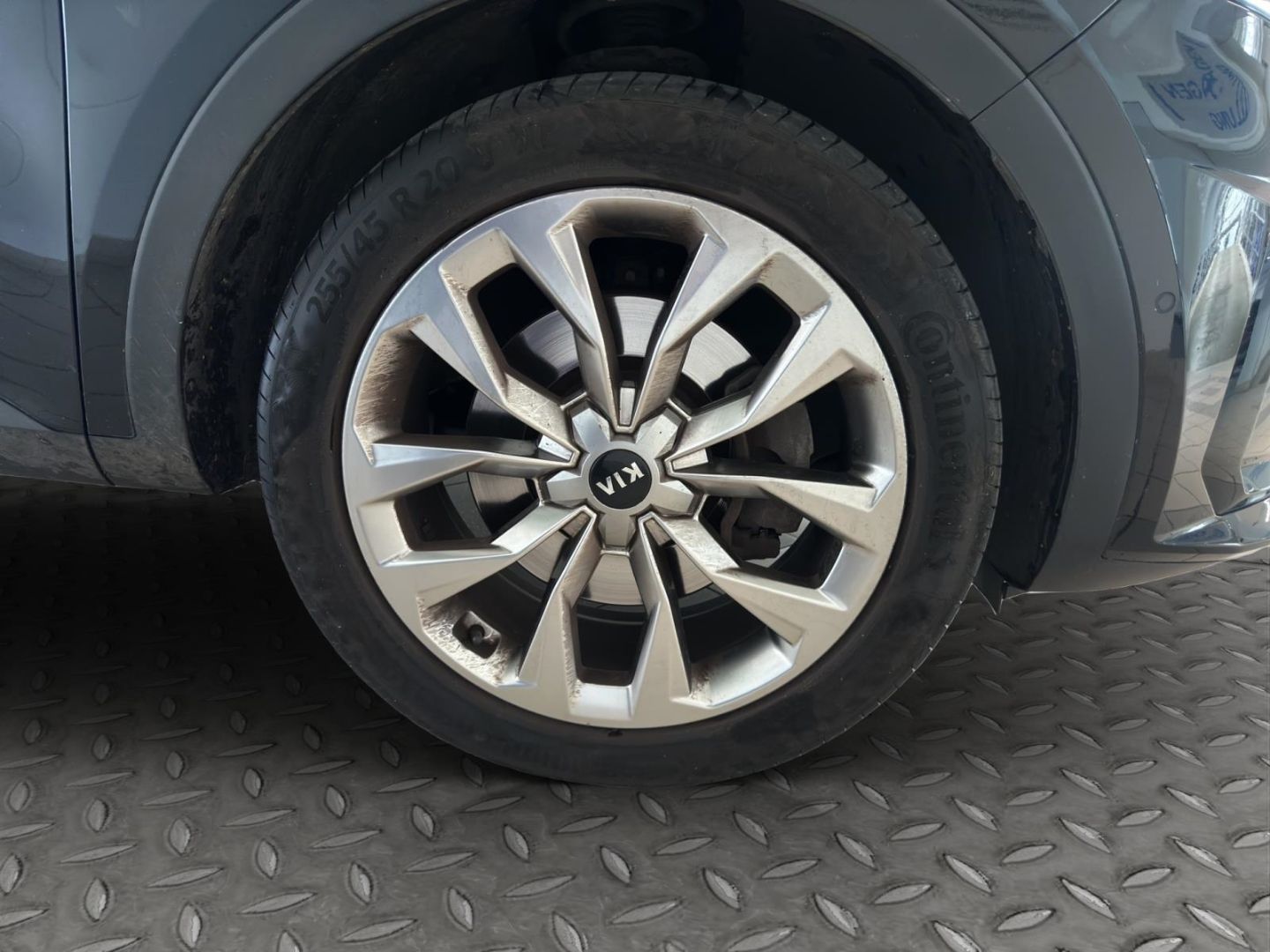 Fahrzeugabbildung Kia Sorento Platinum 4WD HUD Niveau Navi Leder Digit