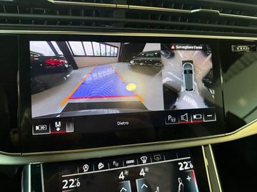 Audi Q8 - 11