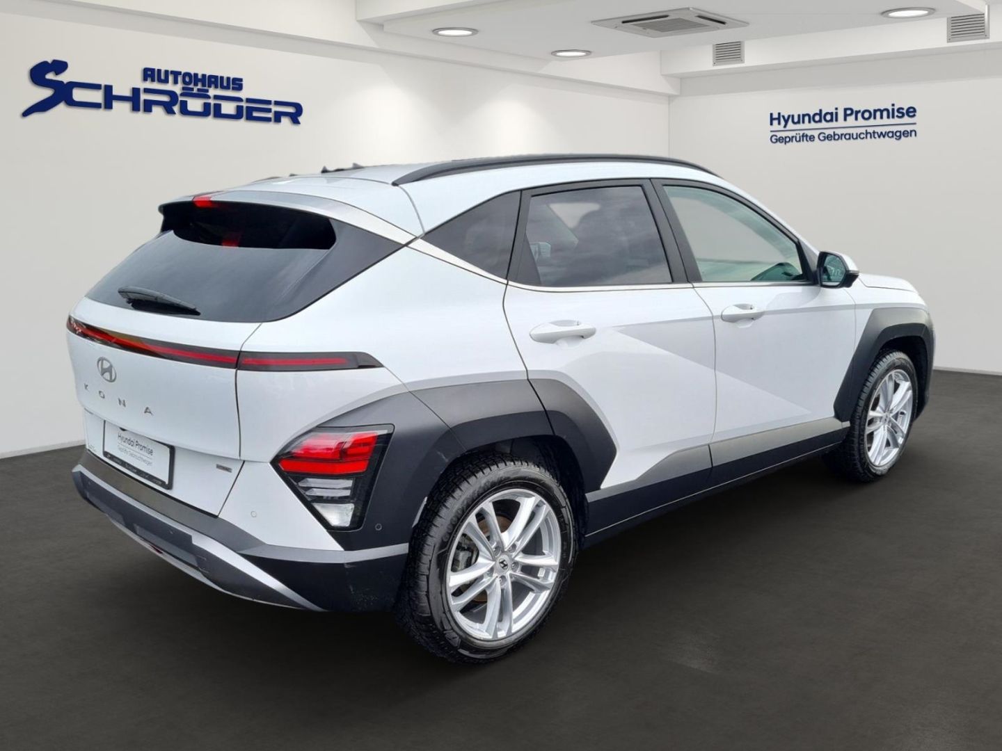 Fahrzeugabbildung Hyundai KONA Prime 1.6 T-Gdi 198PS DCT 4WD Glasschiebe