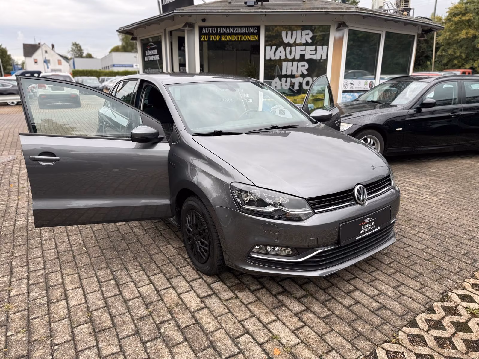 Volkswagen Polo 1,2 Lounge BMT DSG LED Navi SHZ Scheckheft