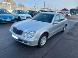 Mercedes-Benz E220 CDI Limousine, [Ausstat... - Mercedes-Benz E 220 aus 2002
