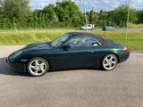 Porsche 996 Carrera 4 Cabriolet - Porsche mit Benzin-Antrieb: Grün, Cabrio