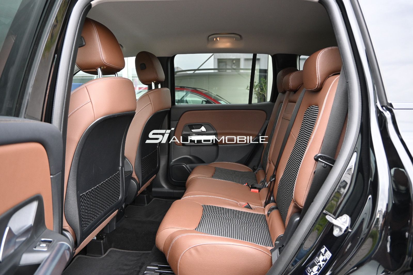 Fahrzeugabbildung Mercedes-Benz GLB 200 d Aut. Night Paket °AHK°STANDHEIZ°KAMERA