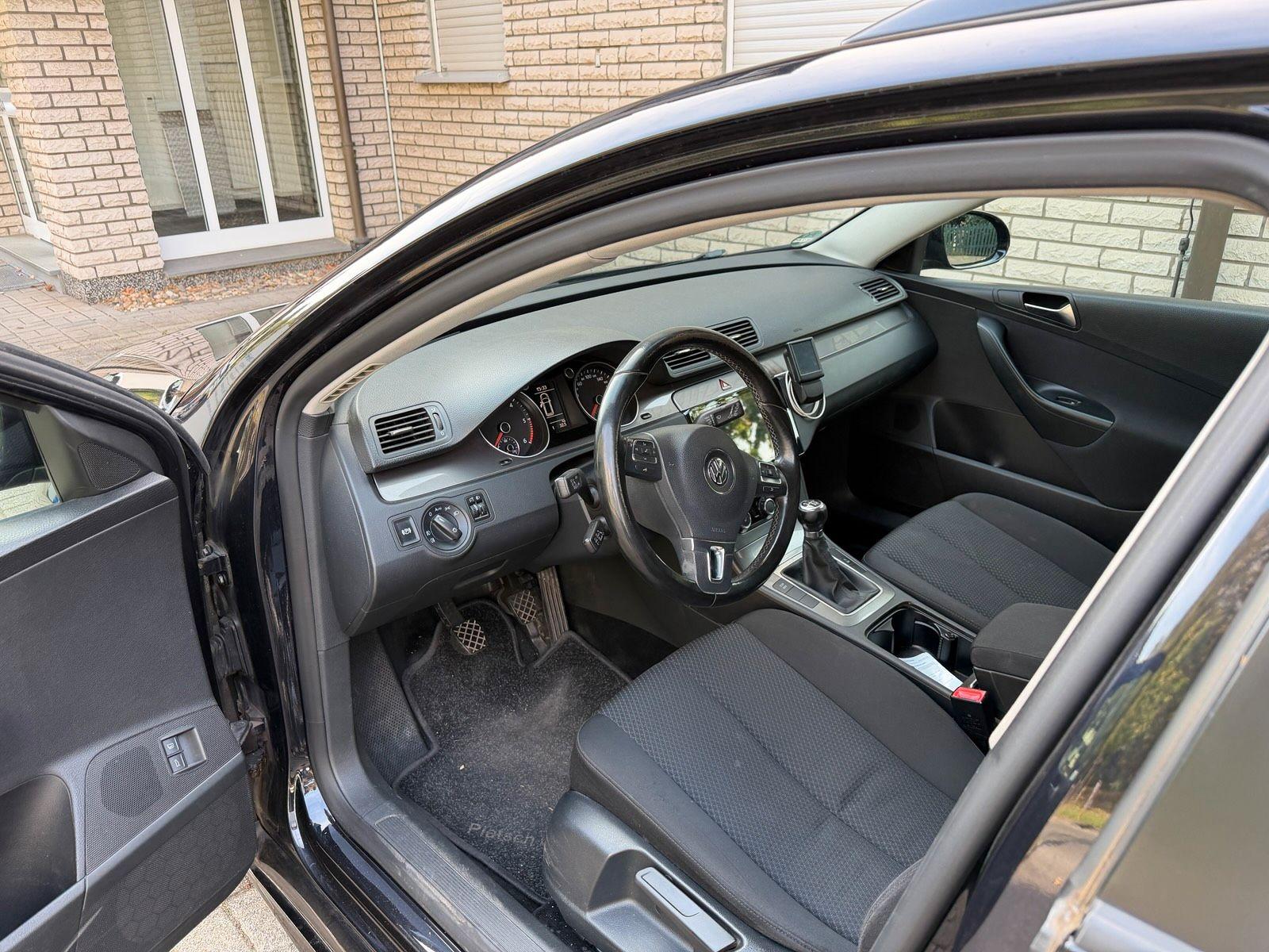 Volkswagen Passat 2010 — photo 5