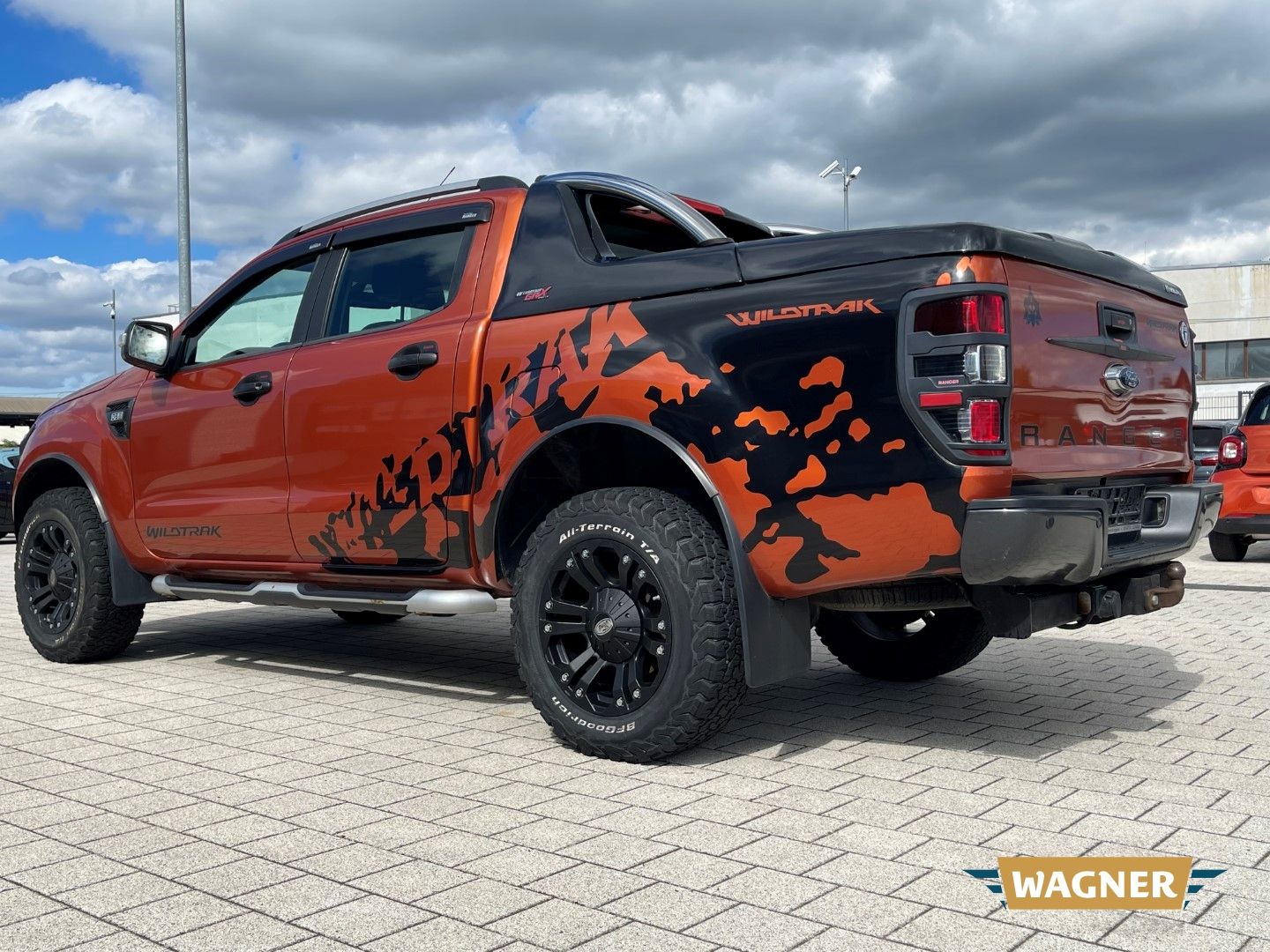 Fahrzeugabbildung Ford Ranger Wildtrak Doppelkabine 4x4 Automatik