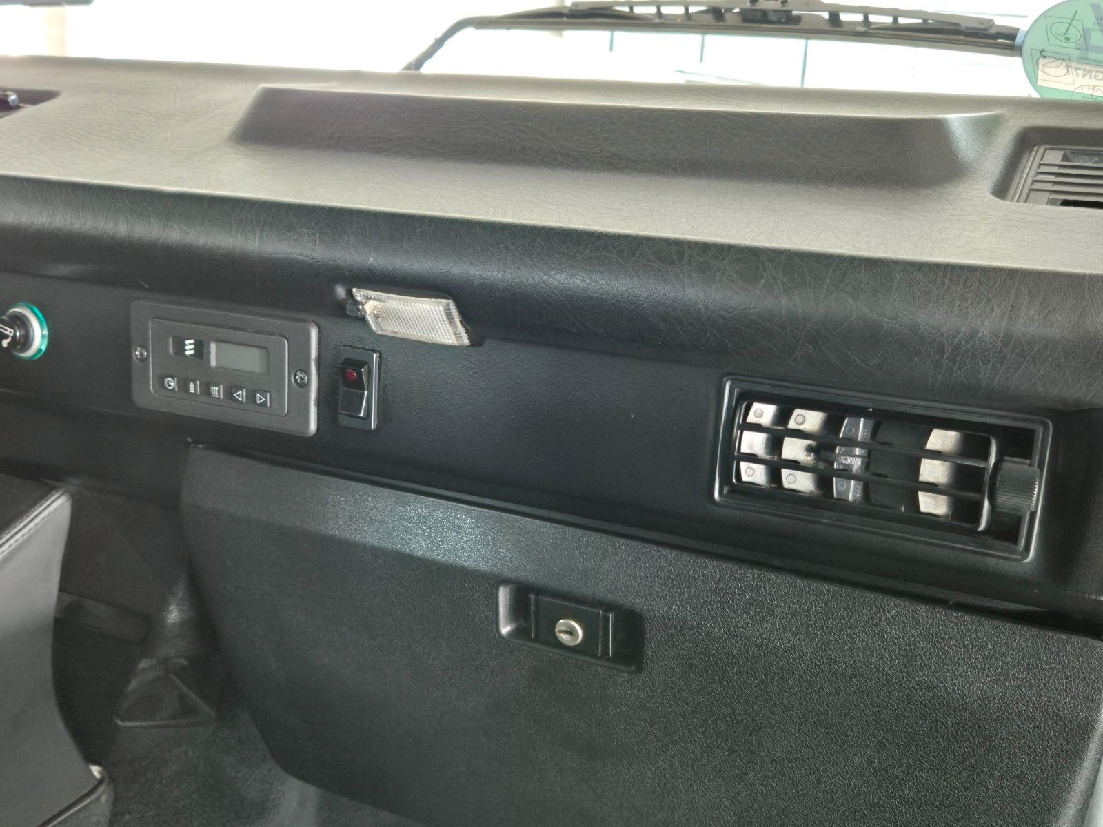 Fahrzeugabbildung Volkswagen T3 Claer/Topzustand/1 von 46