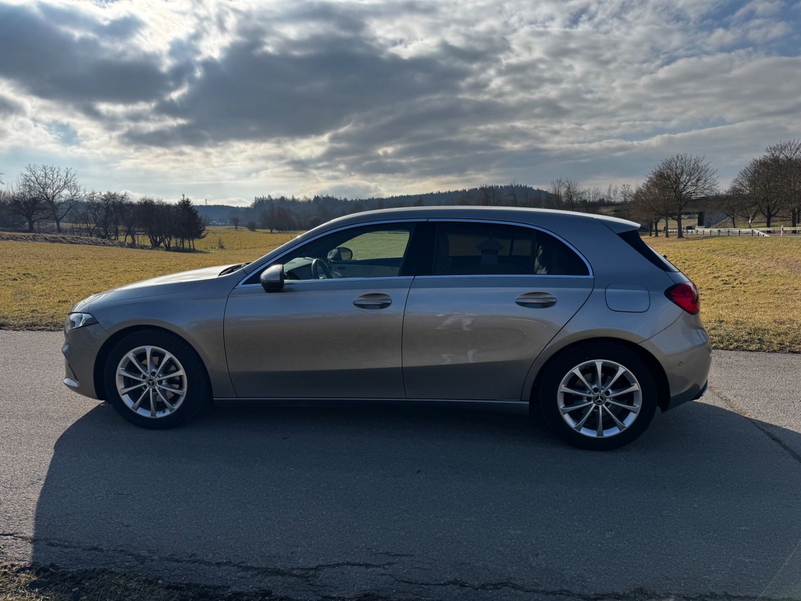 MERCEDES-BENZ A 180 