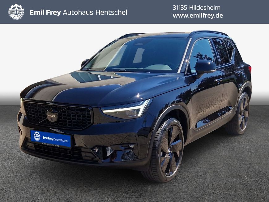 2025 Volvo XC40