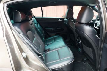 Fahrzeugabbildung Kia Sportage GT-Line 4WD