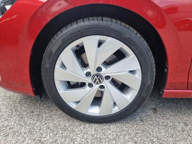 Fahrzeugabbildung Volkswagen Golf 2.0 TDI DSG STYLE AHK NAVI KAMERA SHZ KLIMA