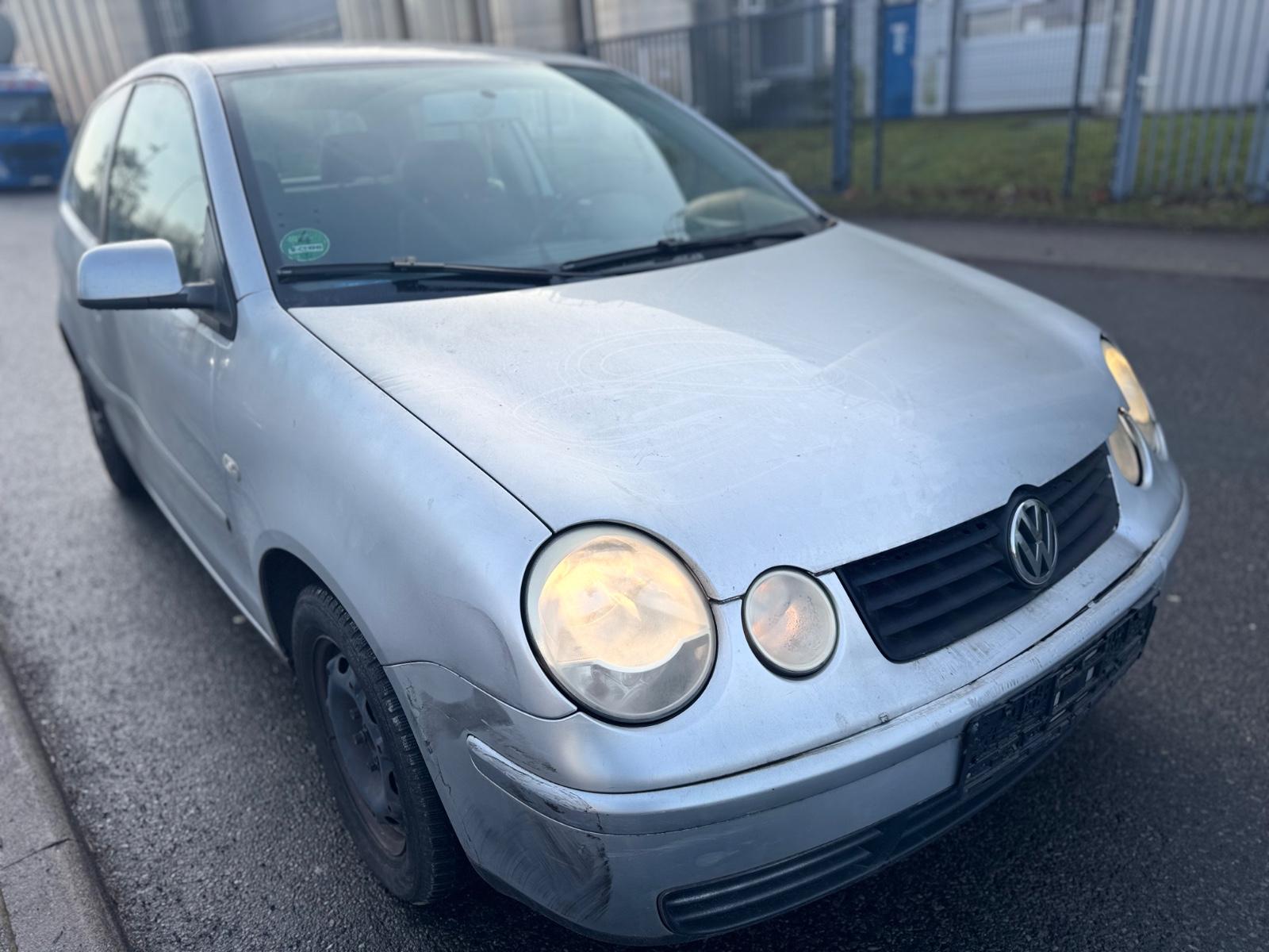 Volkswagen Polo 1.4 AUTO BASIS