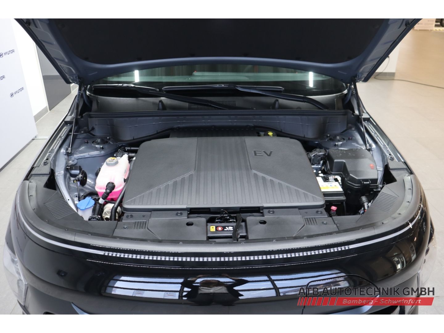 Fahrzeugabbildung Hyundai KONA Elektro MY25 N-Line 65,4kWh 218PS 2WD el. H