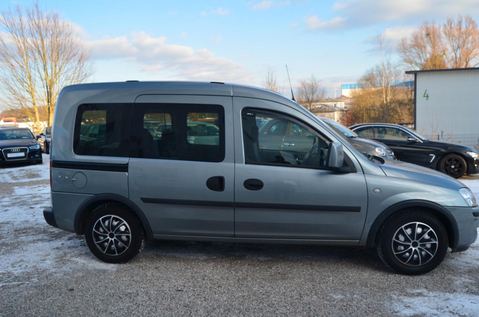 Opel Combo 2010 — engine 1.598 cm³, 90 HP (66kW)