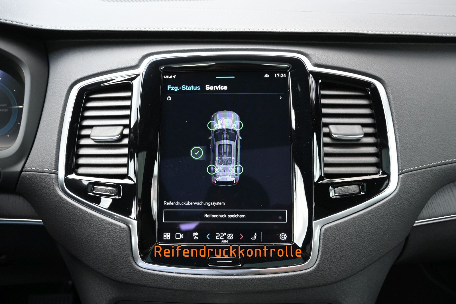 Fahrzeugabbildung Volvo XC90 T8 AWD Recharge Ultimate Dark °AHK°WOOL°
