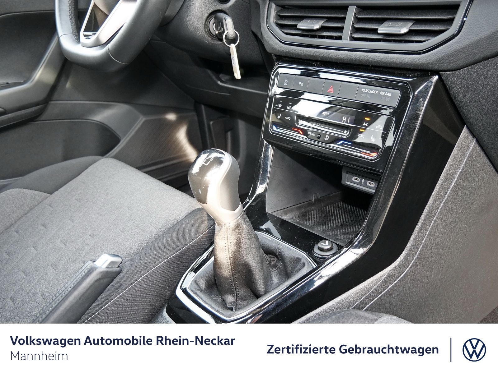 Volkswagen T-Cross - Bild 14