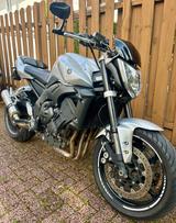 Yamaha FZ1 Motorrad Naked Bike 150 PS - YAMAHA 2006 FZ1