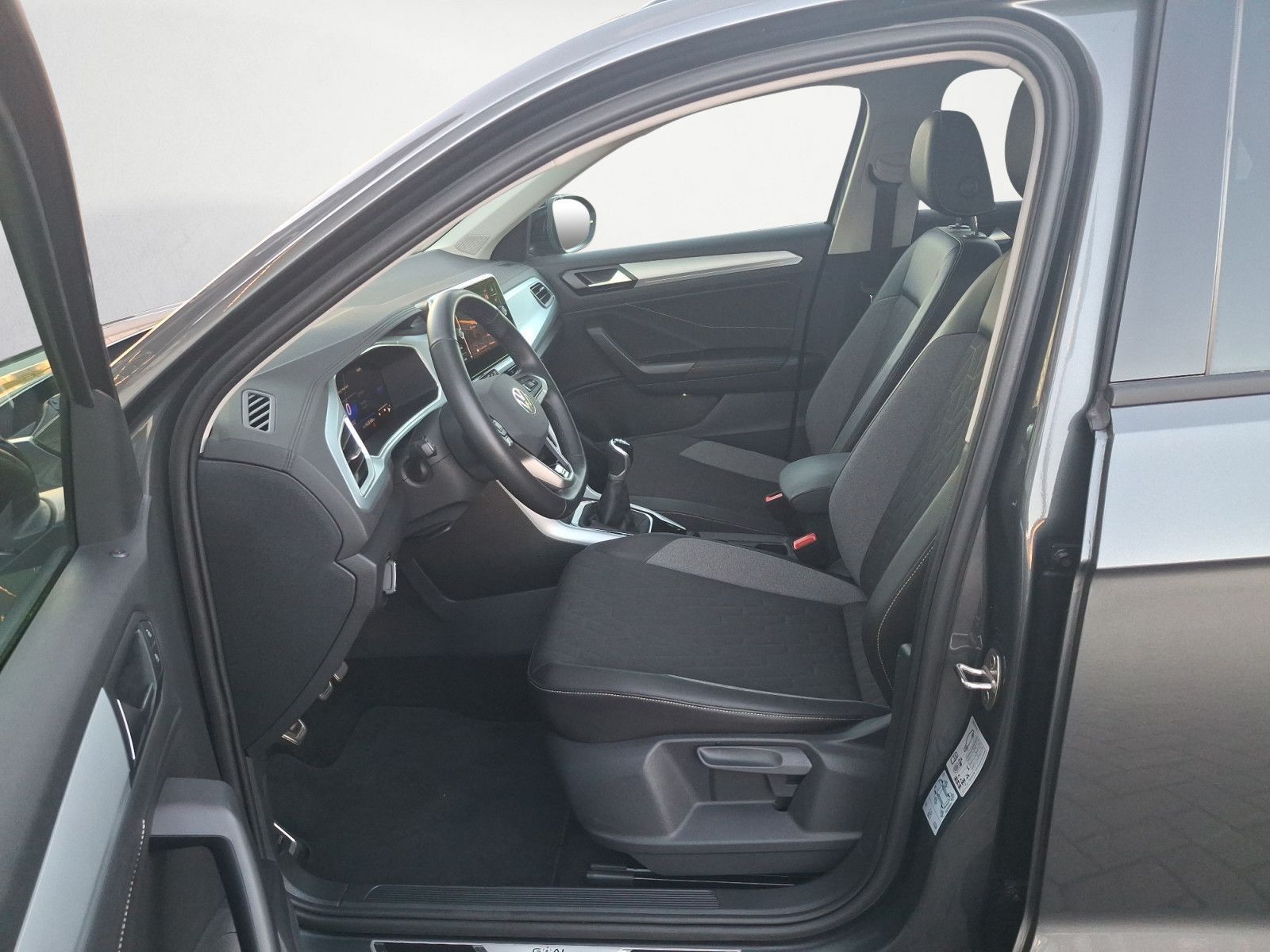 Volkswagen T-Roc - Bild 8